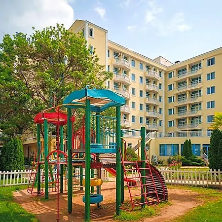 Perla Club Hotel 4*