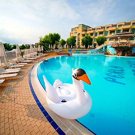 Perla Club 4*